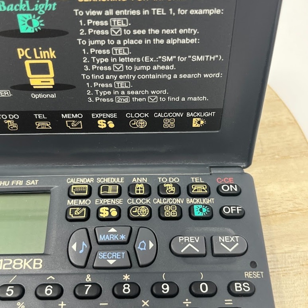 Sharp YO-170 Electronic Organizer 128KB – Untested – Battery Needed – Vintage PD - Picture 7 of 9